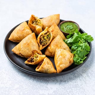 Vegetable Samosa (3)